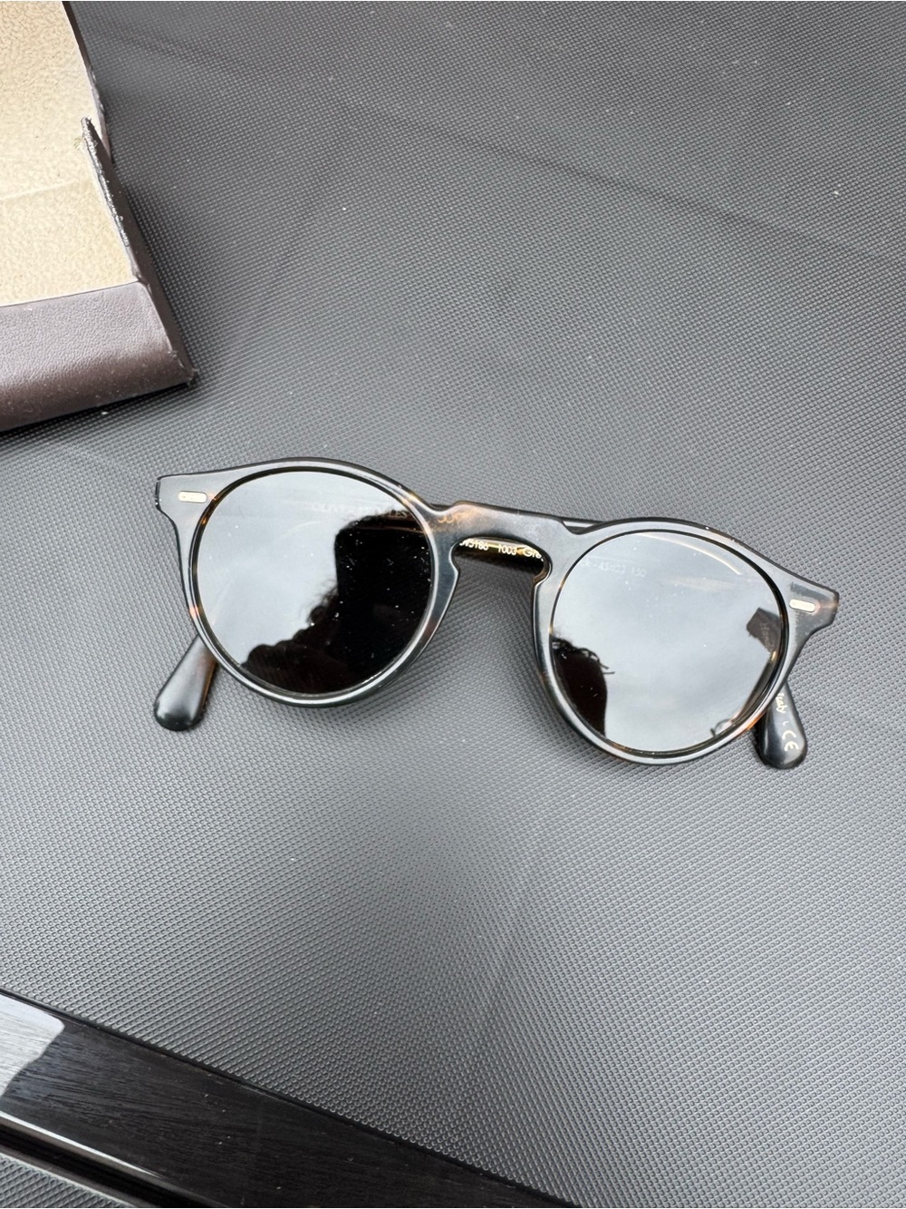 Oliver Peoples Brown Leatherette Glasses Case